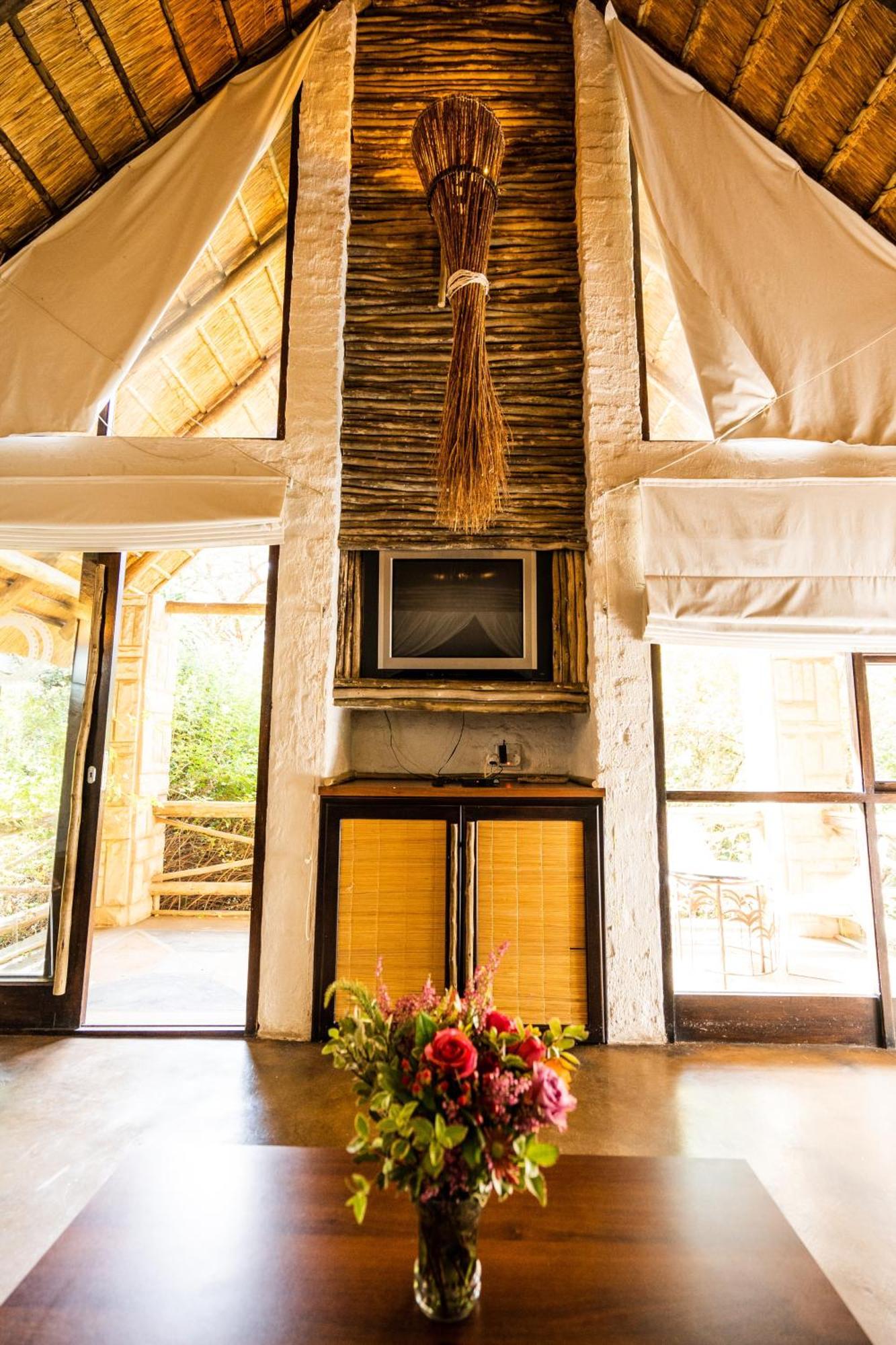 Hakunamatata Lodge & Health Spa/ Wedding & Conference Venue Muldersdrift Eksteriør billede